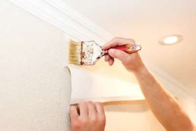 Pose de papier peint à Miré — revêtements muraux et toiles de verre